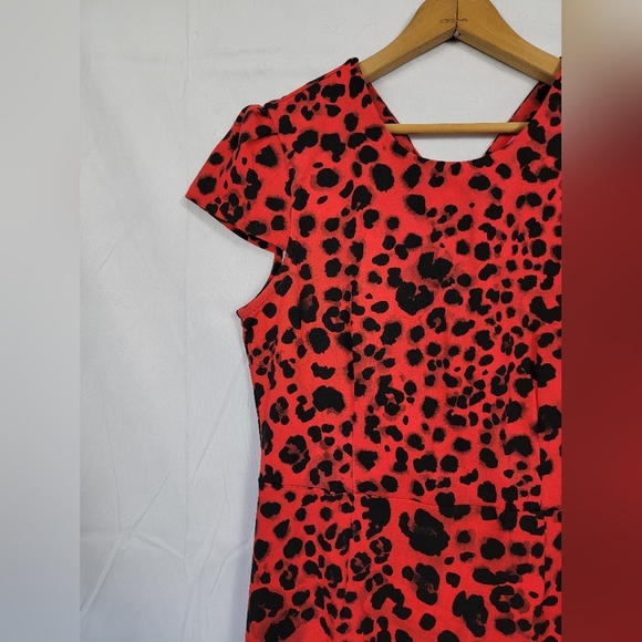NWT Betsey Johnson Cheetah Print Size 12P Dress - Picture 5 of 6